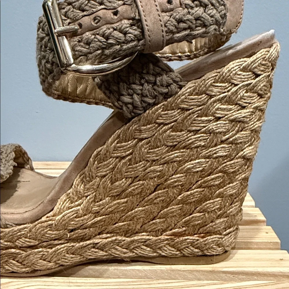 Stuart Weitzman Crochet Espadrille Wedge Sandals Ankle Strap Size 8 - Picture 9 of 12
